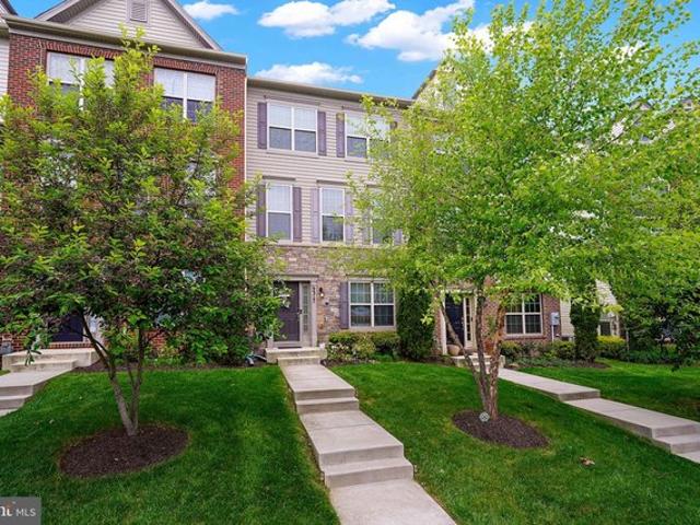 Townhouse for sale in Lanham, Maryland