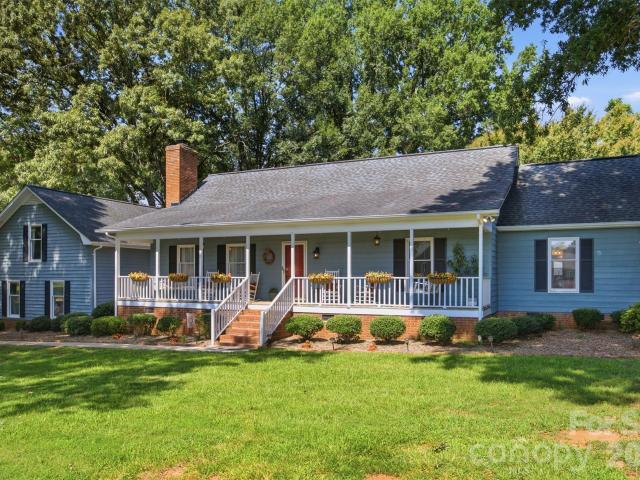 House for sale in Mecklenburg, North Carolina