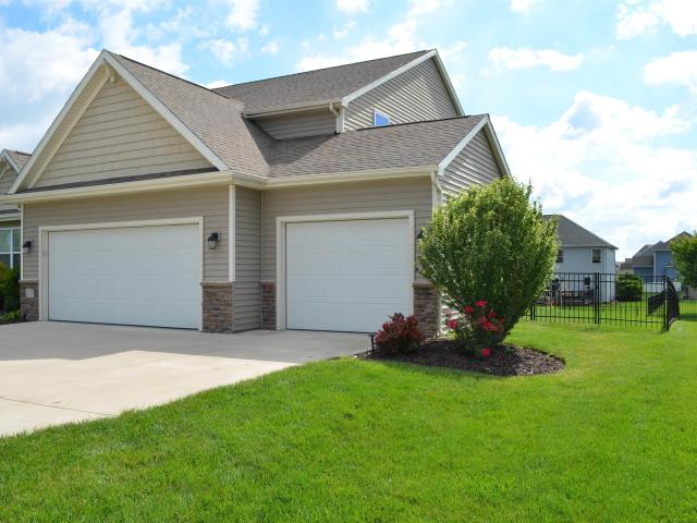 House for sale in Roanoke, Indiana