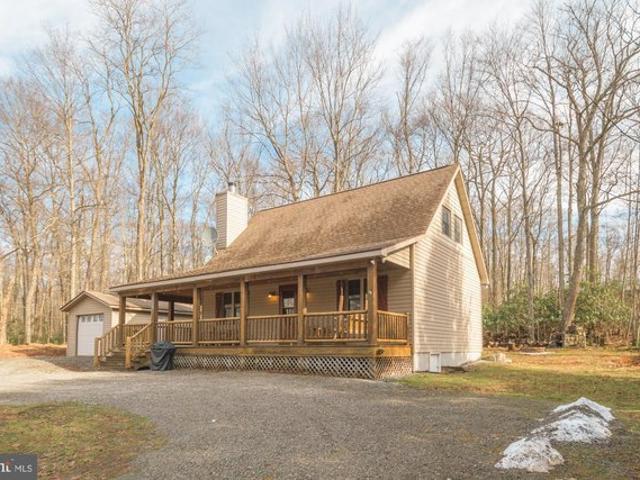 House for sale in Garrett, Maryland
