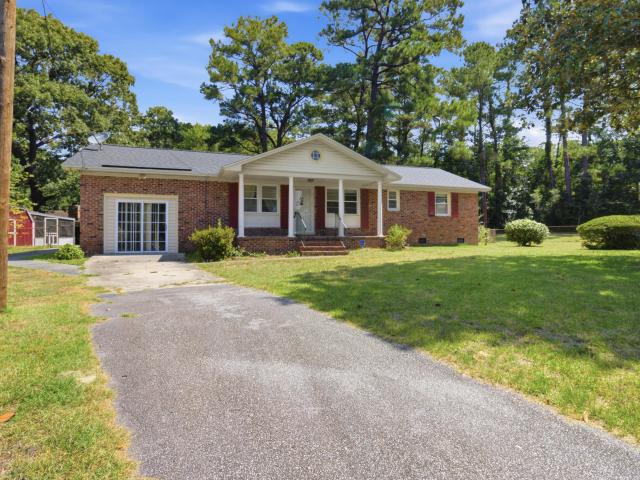 House for sale in Hanahan, South Carolina