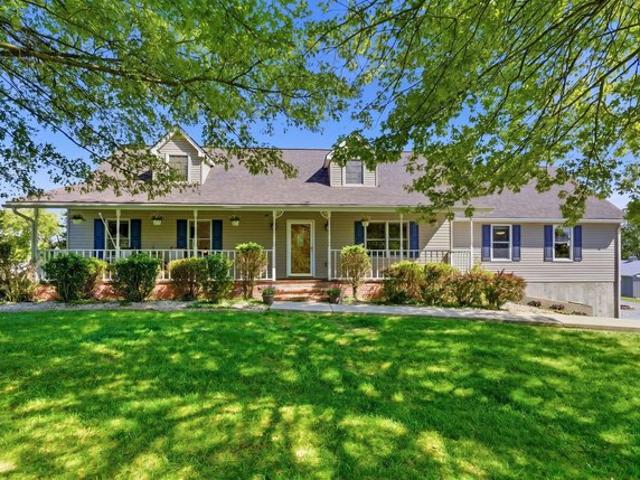 House for sale in Sadieville, Kentucky