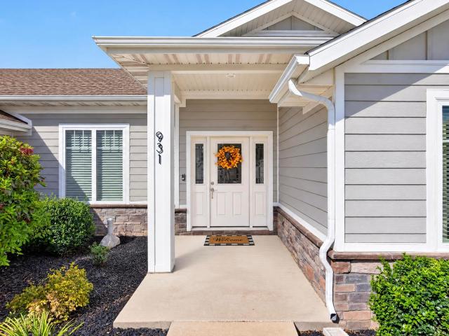 House for sale in The Village of Ashford at Wicklow, Nixa