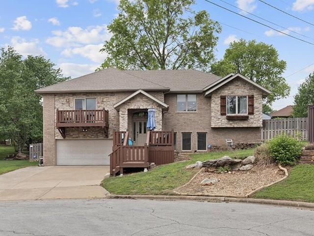 House for sale in Springfield, Missouri