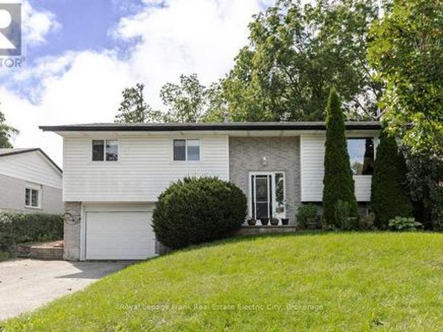House for sale in Green Hill, Peterborough