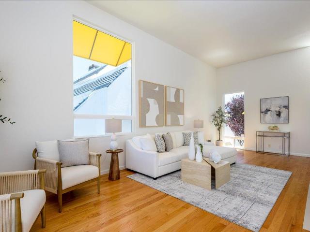 Condo for sale in San Mateo, California