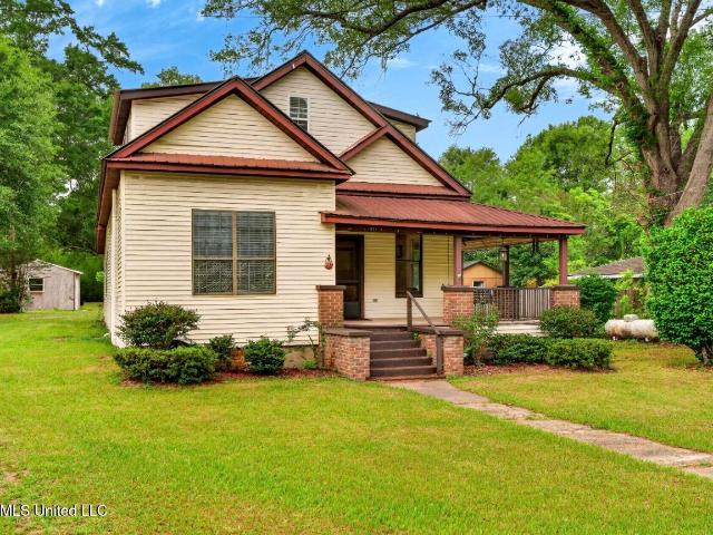House for sale in Carriere, Mississippi