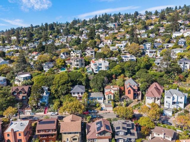 House for sale in Berkeley, Alameda County