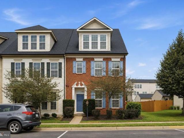 Townhouse for sale in Virginia