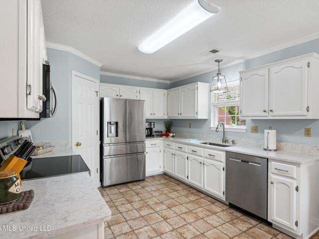 House for sale in Nesbit, Mississippi