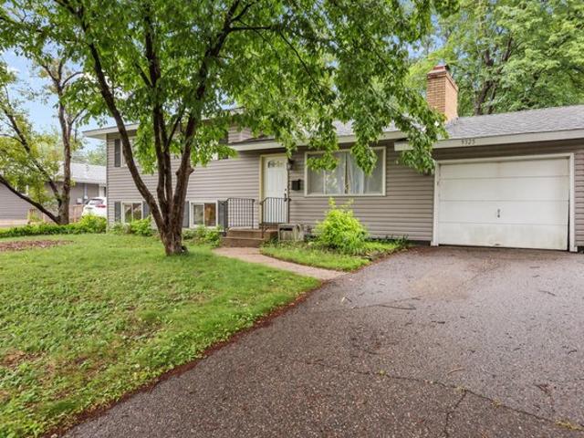 House for sale in Hennepin, Minnesota
