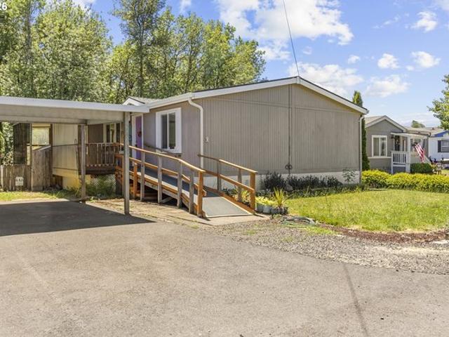 House for sale in Oregonia