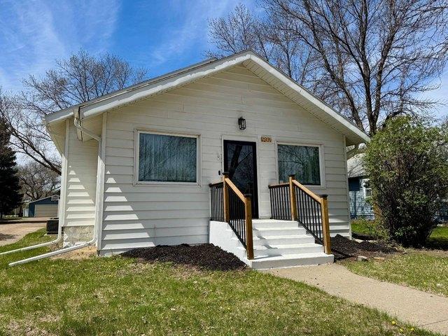 House for sale in Redfield, South Dakota