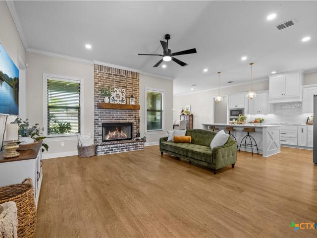 House for sale in Hewitt, Texas