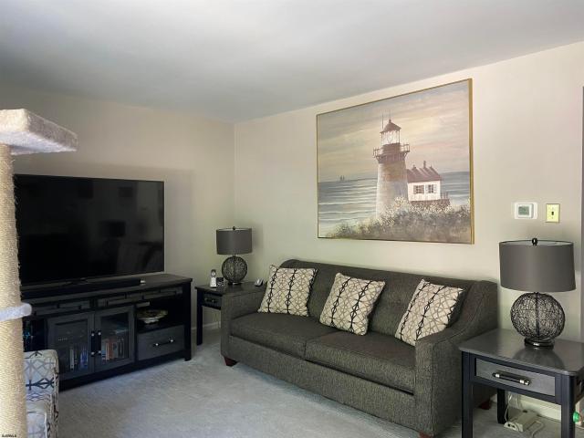 House for sale in Dorothy, New Jersey
