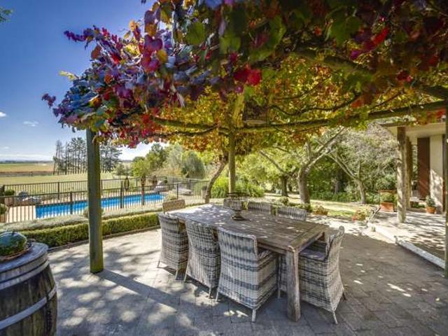 Property for sale in Havelock North