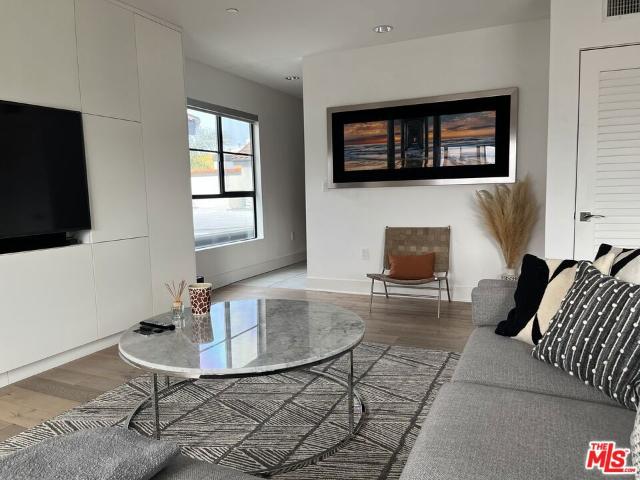 Property for rent in Canoga Park, California