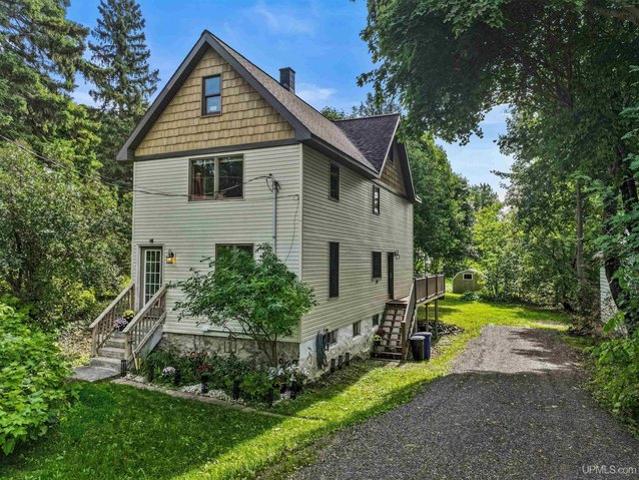 House for sale in Hancock, Houghton County