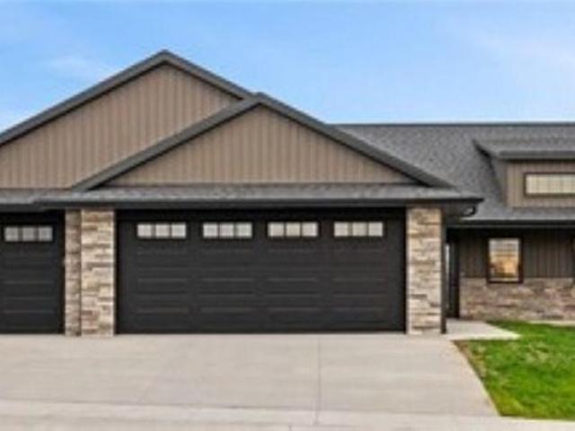 House for sale in Manchester, Iowa