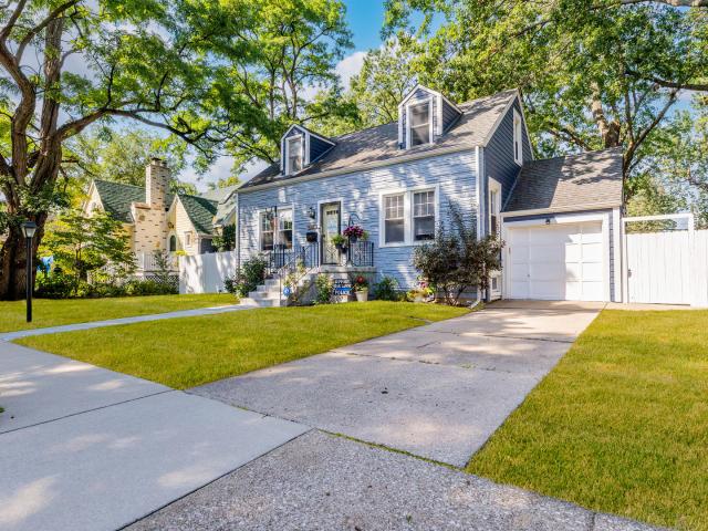 House for sale in Oak Lawn, Cook County
