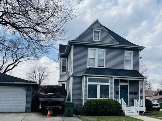 House for sale in Oak Lawn, Illinois