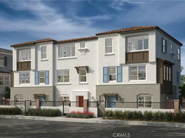 Townhouse for sale in Pico Rivera, California