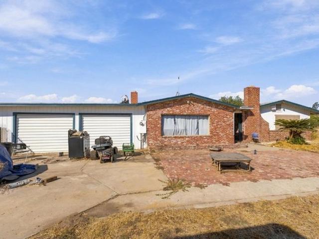 House for sale in Sanger, Fresno County