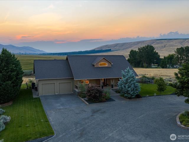 House for sale in Benton City, Washington