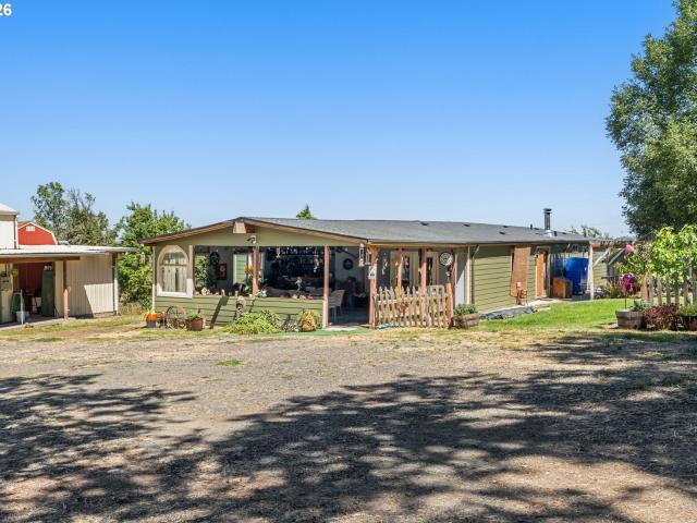 House for sale in Oregonia