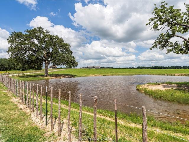 House for sale in Robertson, Texas