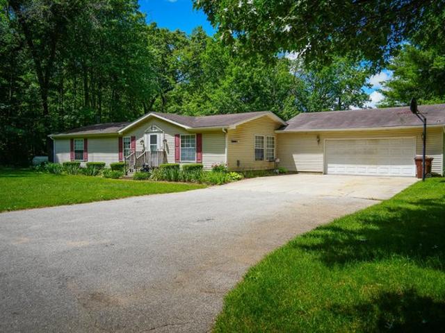 House for sale in Howard City, Michigan