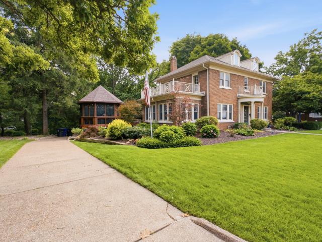 House for sale in Moline, Illinois