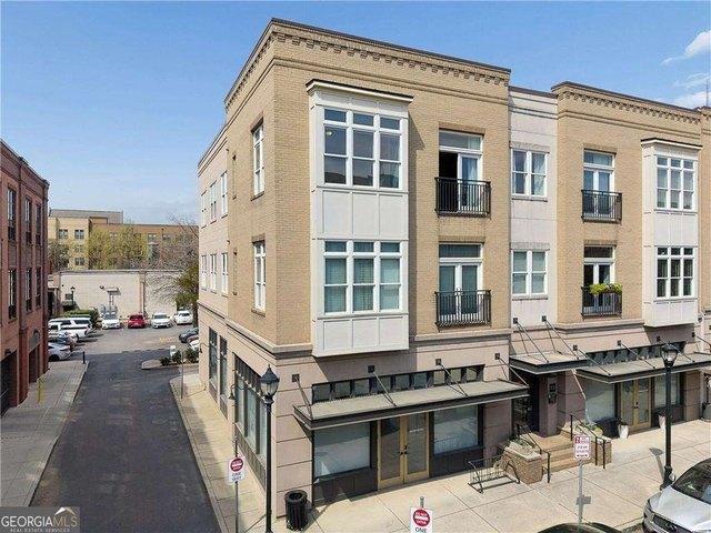 Condo for sale in Atlanta, Georgia