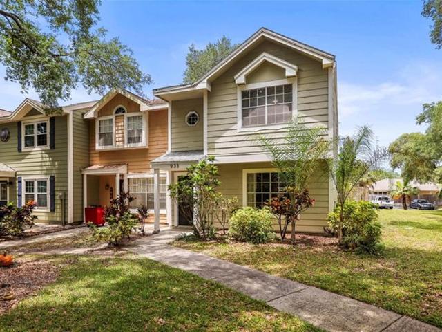Townhouse for sale in Crystal Beach, Florida