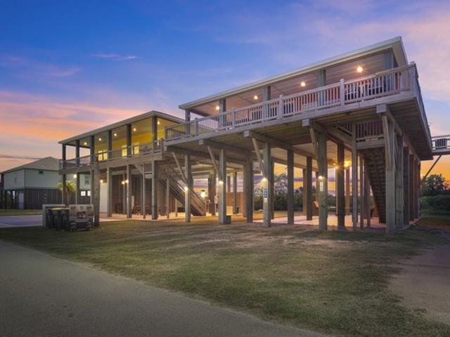 House for sale in Port Bolivar, Texas