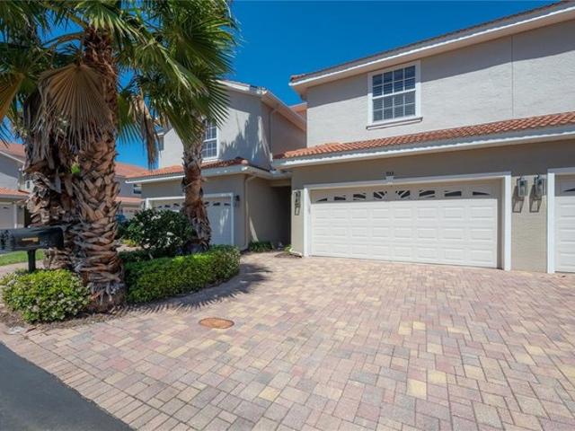 Townhouse for sale in Crystal Beach, Florida