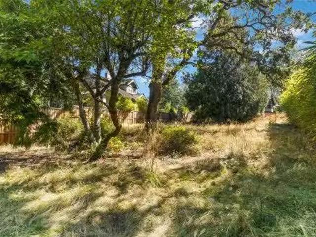 House for sale in Saanich, British Columbia
