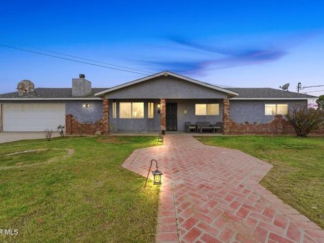 House for sale in Littlerock, California