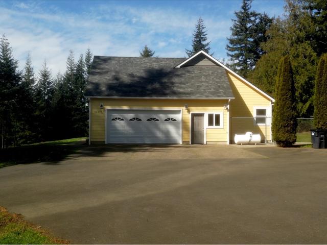 House for sale in Coos Bay