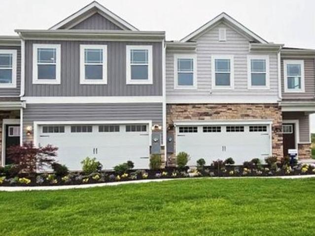 Townhouse for sale in Delaware