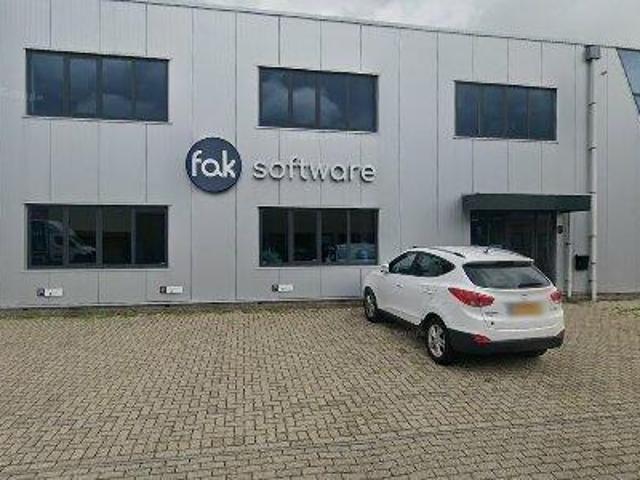 Bedrijfspand te koop in Almelo, Overijssel