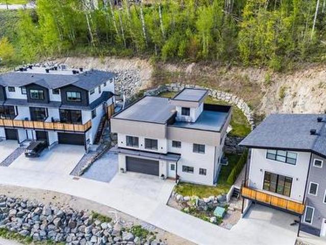 House for sale in Rossland, British Columbia