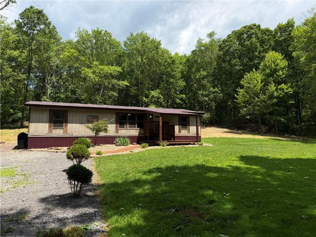 House for sale in West Sunbury, Pennsylvania
