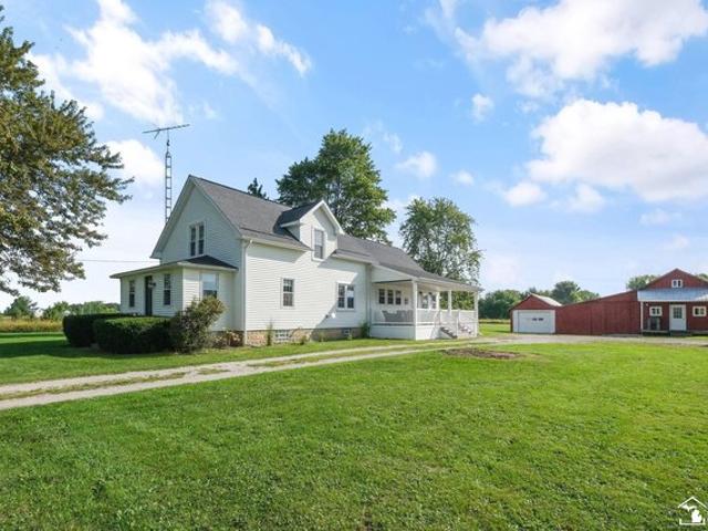House for sale in Ottawa Lake, Whiteford Township