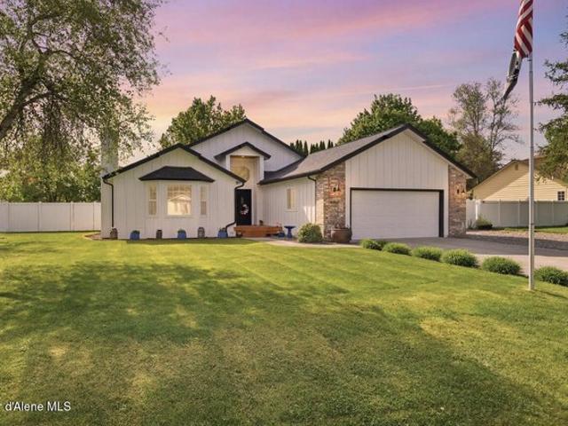 House for sale in Hayden, Idaho