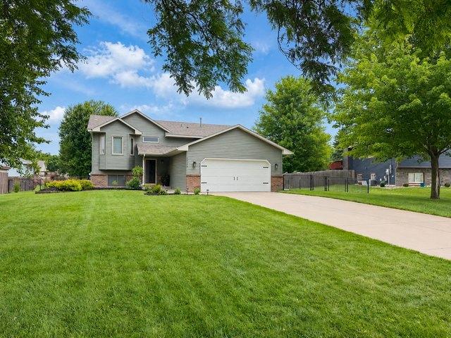 House for sale in Cottage Grove, Minnesota