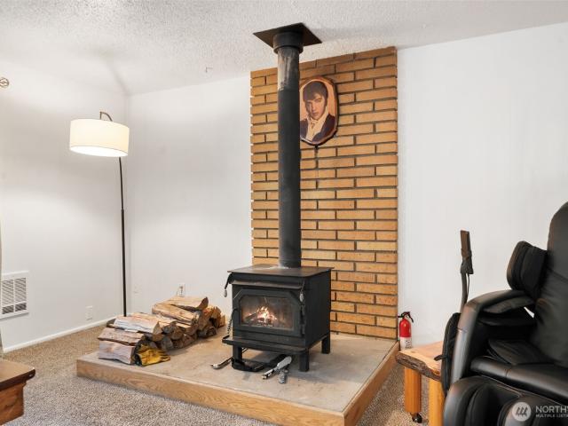 House for sale in Seabeck, Washington