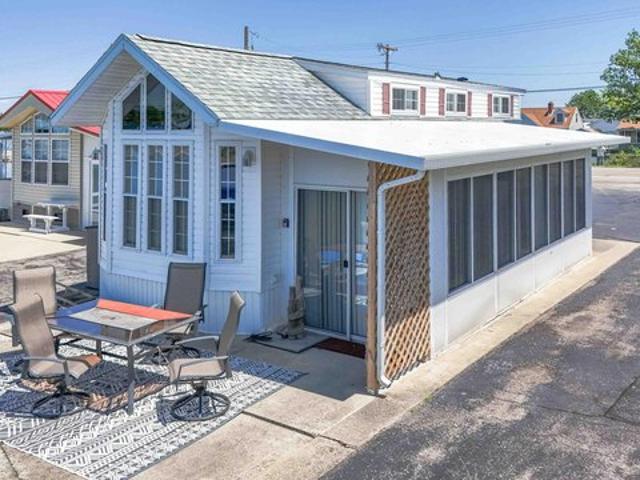 House for sale in Lakeview, Ohio