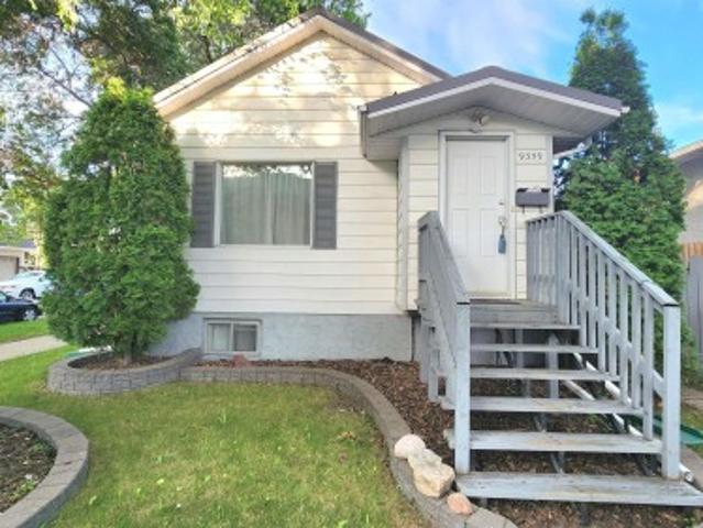 House for sale in Strathearn, Edmonton