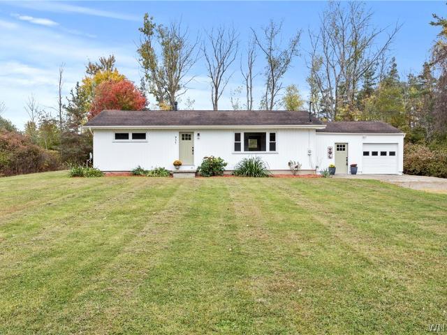 House for sale in Brant, New York